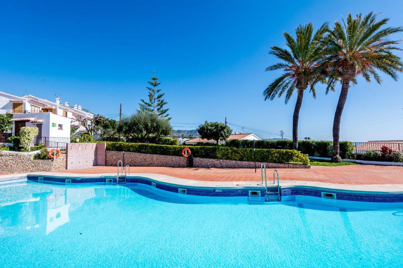 Vila Violetas, Nerja Exteriér fotografie